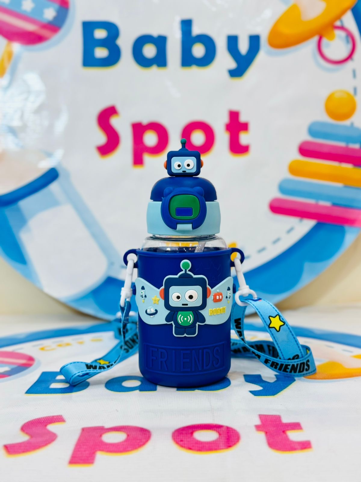 zKeep your little one refreshed with this high-quality, BPA-free Sipper Bottle, designed for school, travel, and everyday adventures. With a spill-proof design and lightweight build, it's easy for kids to carry and use on their own.