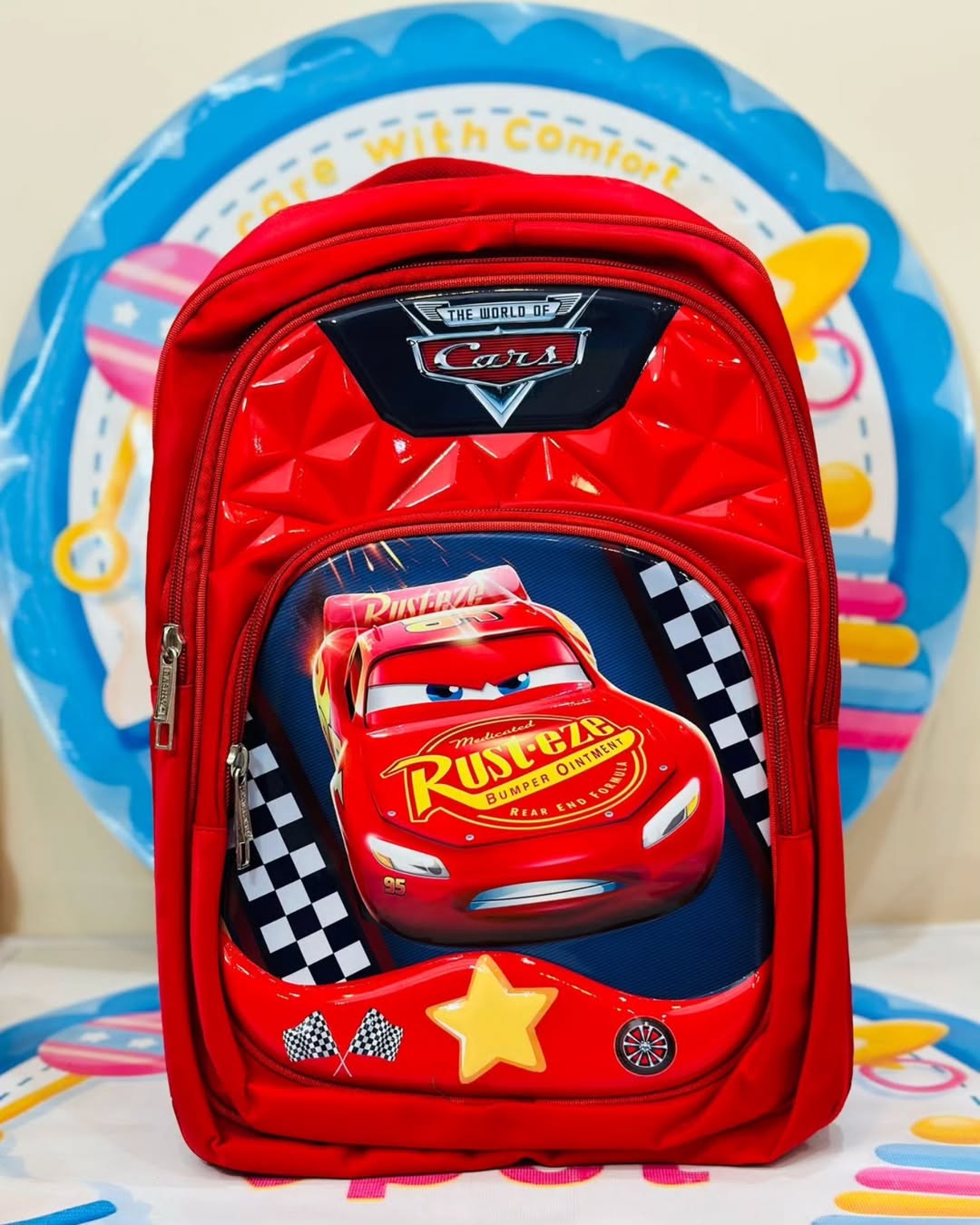 Let your little racer zoom into the day with this Lightning McQueen-themed school bag! Featuring a bold and vibrant Cars design, this 18-inch backpack is perfect for school, travel, and everyday adventures.