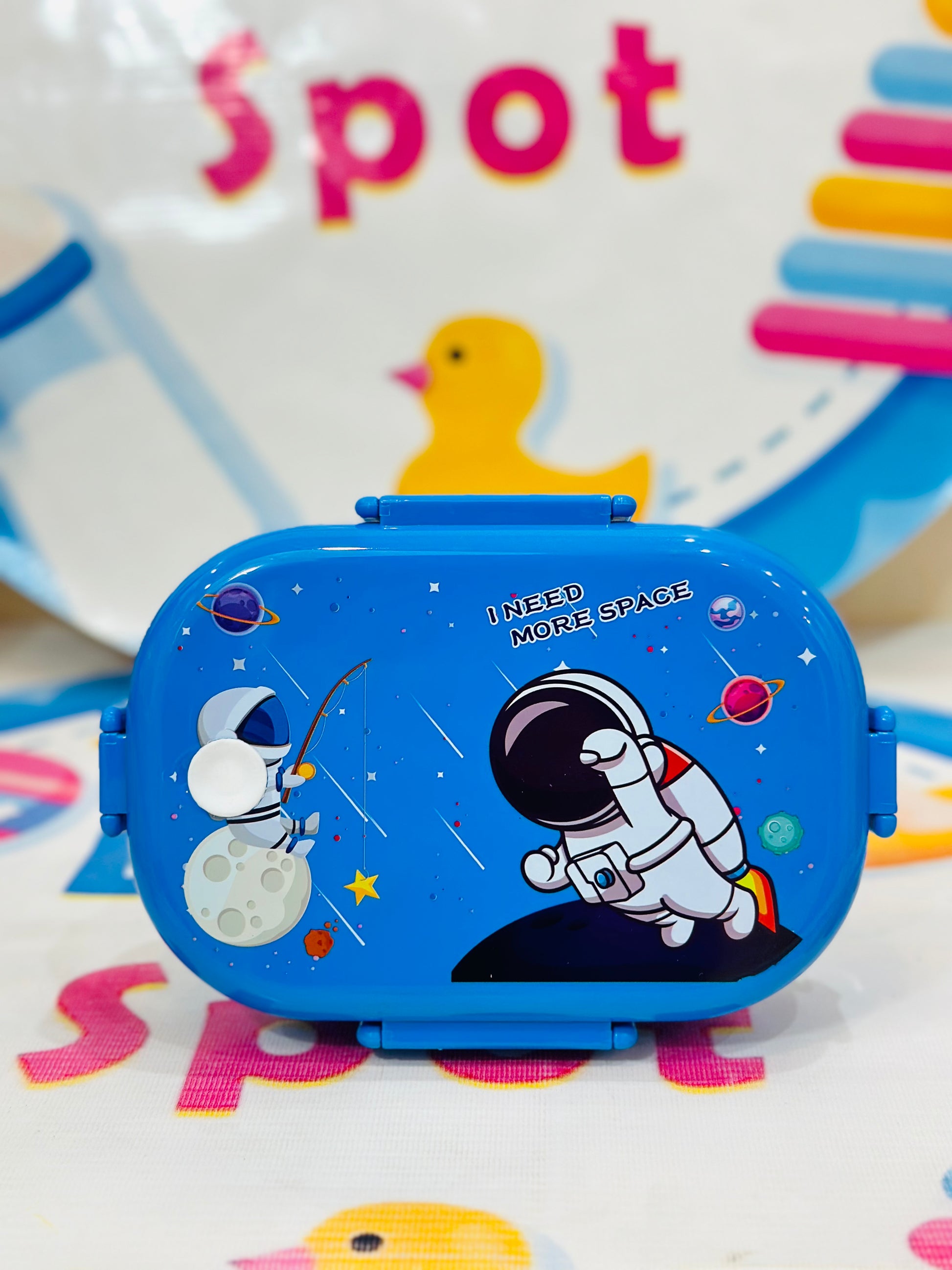 Hot & Cool Lunchbox with Cutlery β Fresh Meals Anywhere! π±π₯βοΈ