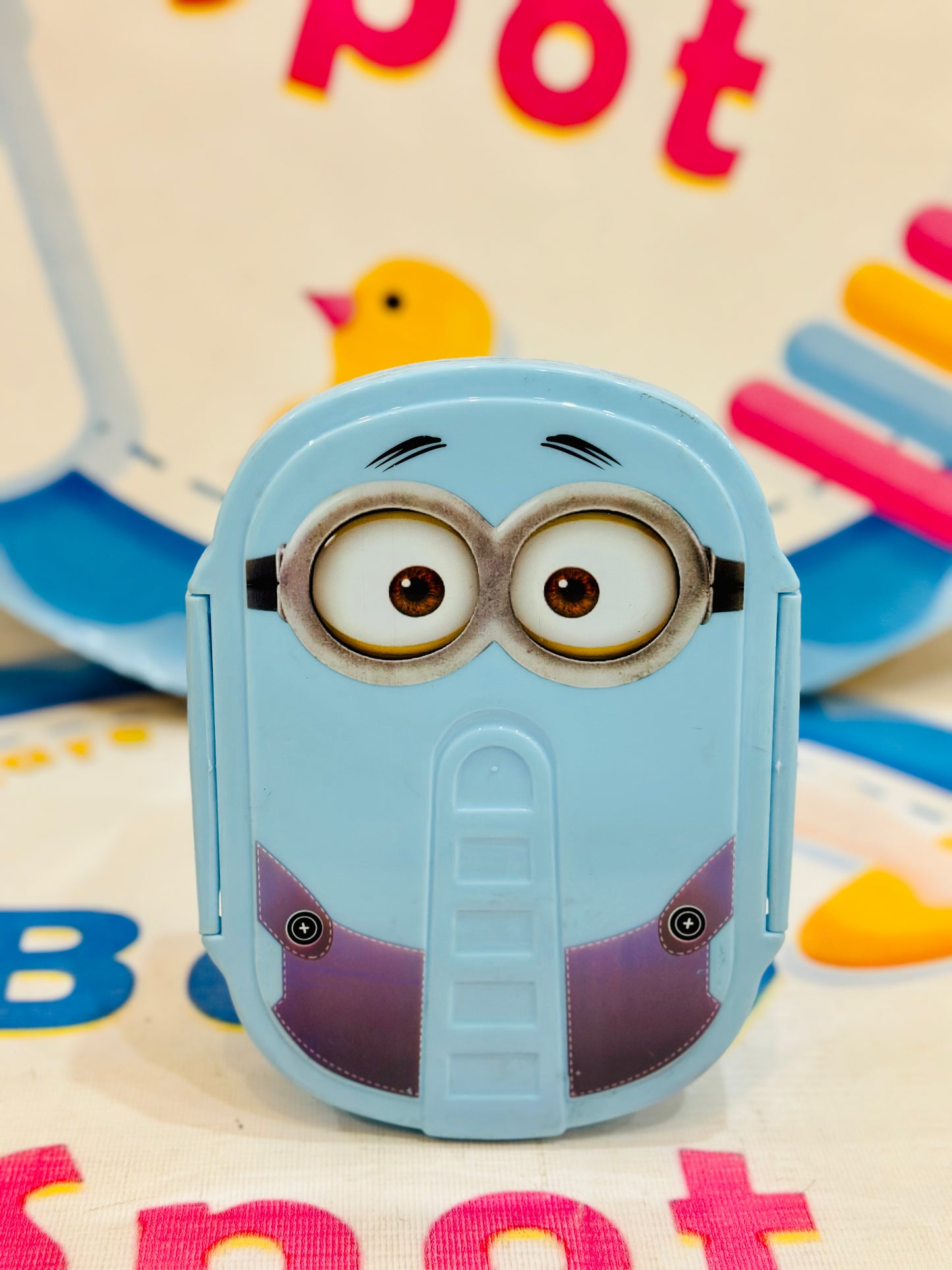 π± Minion Lunchbox β Mealtime Made Fun! πβ¨