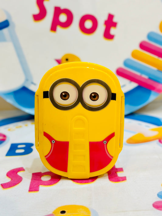 Make every lunch break exciting with our Character Lunchbox, designed to keep food fresh, secure, and fun! Featuring vibrant prints of kids' favorite characters, this durable plastic lunchbox adds a touch of adventure to every meal.