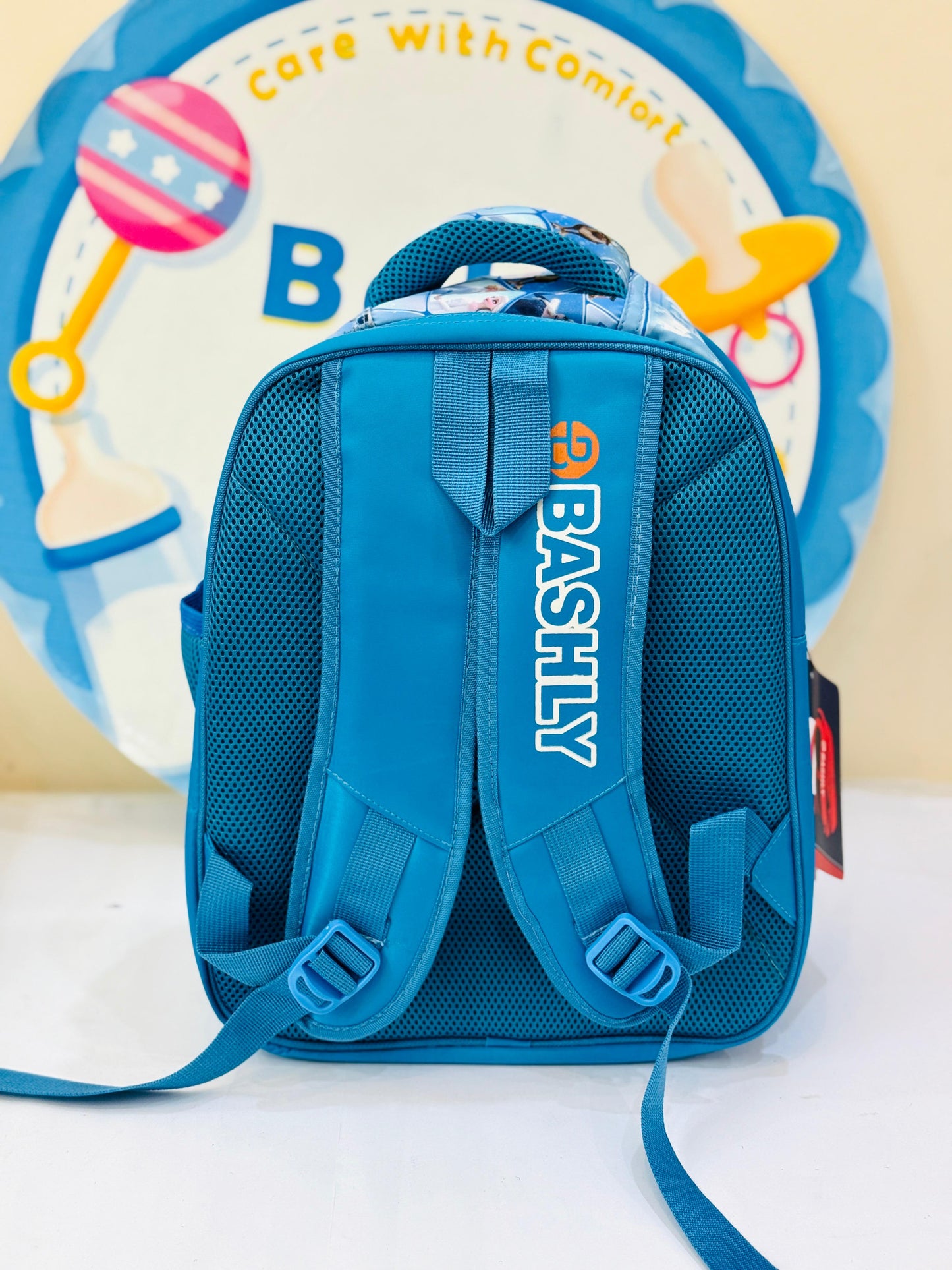 16-Inch Frozen School Bag - Perfect For Little Princesses On The Go!