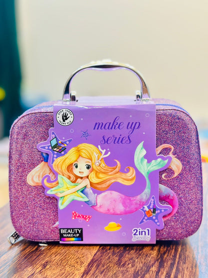 Makeup and jewelry pretend play kit
