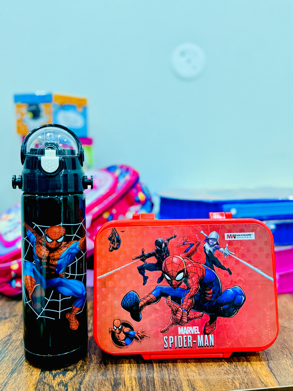 Spider-Man premium lunch box and bottle combo