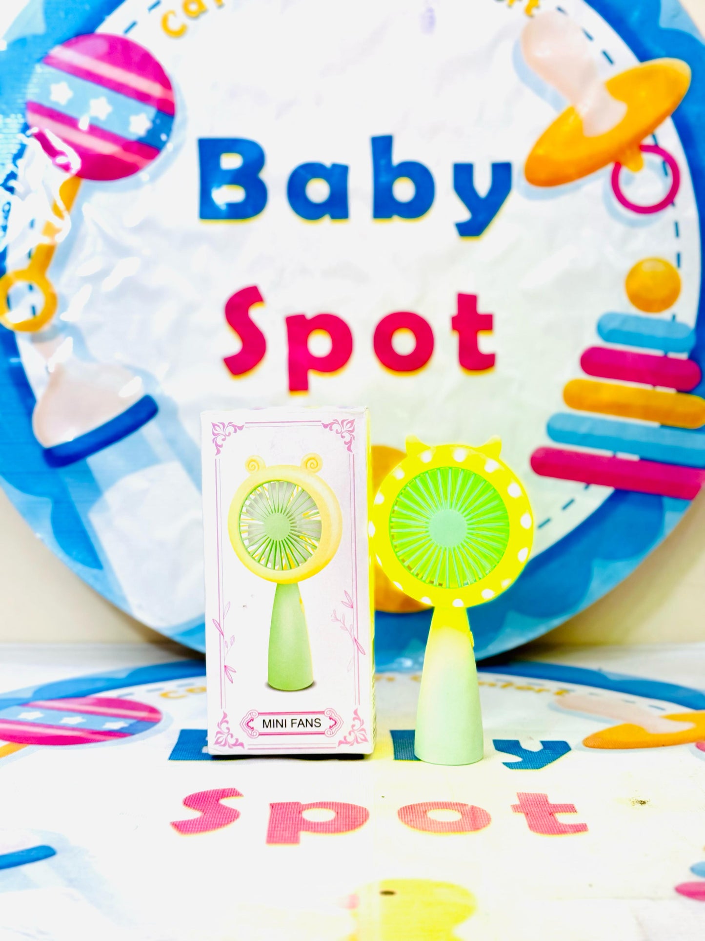 Mini electric hand fans